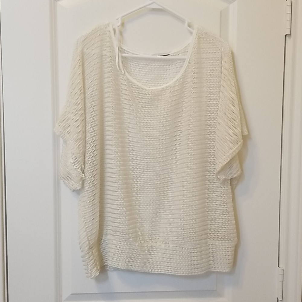 Women's Blouse| Hole Pattern |XL